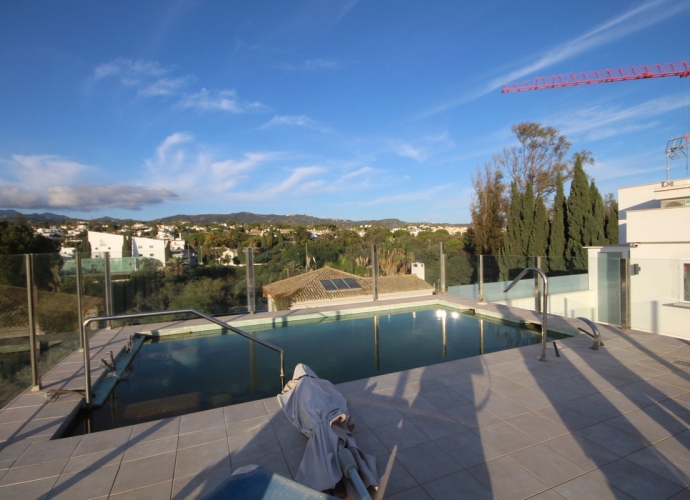 Villa Detached in Elviria - 2