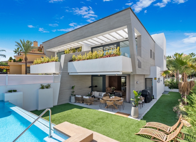 Townhouse Terraced in Puerto Banús - 1