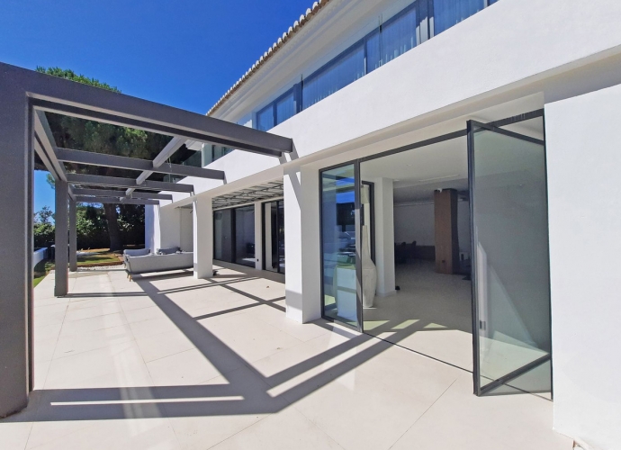 Villa Detached in Elviria - 4