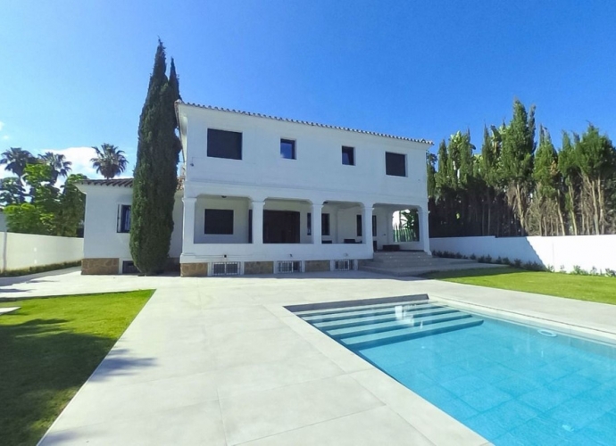 Villa indépendante situé à Nueva Andalucía Villas en Nueva Andalucia  - 1