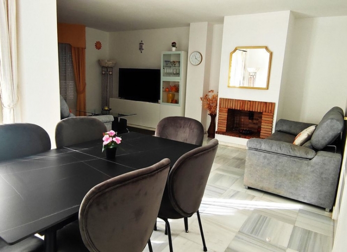 Apartamento Planta Media en Nueva Andalucía Los Naranjos  - 8