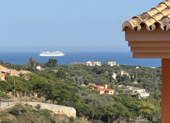 Appartement milieu d’Etage situé à Elviria El Mirador de Santa María Golf  - 1