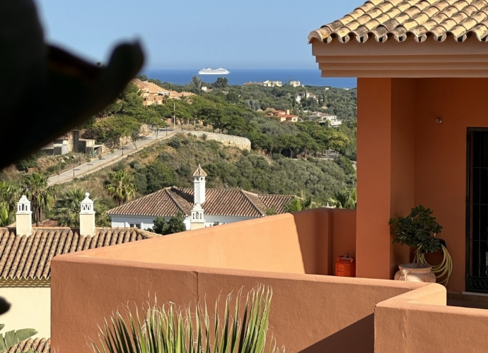 Appartement milieu d’Etage situé à Elviria El Mirador de Santa María Golf  - 2