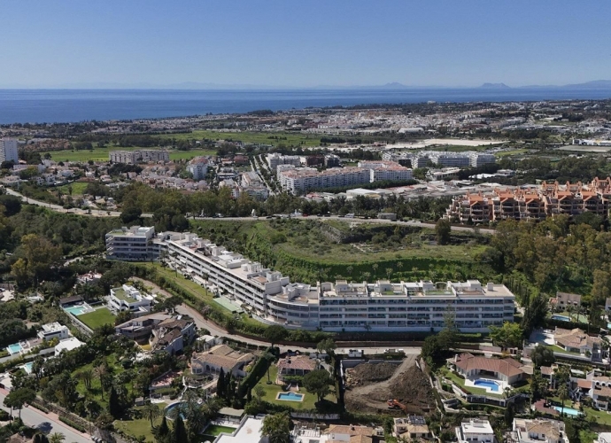 Apartment Ground Floor in Nueva Andalucía La Corniche  - 1