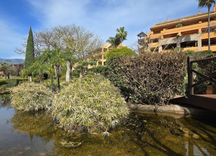 Appartement milieu d’Etage situé à Bahía de Marbella - 1