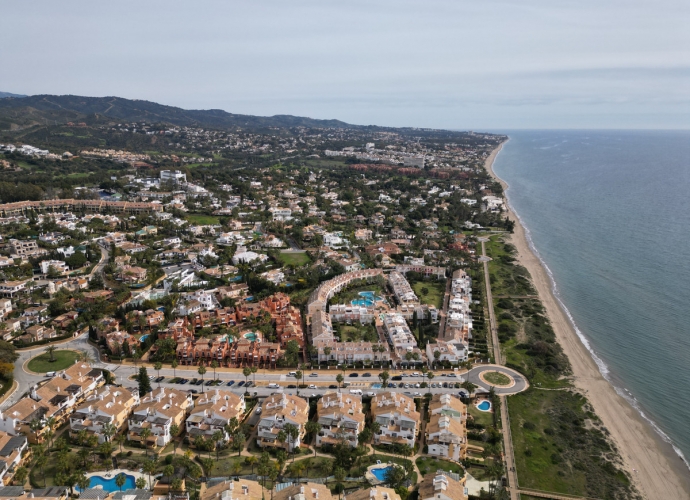 Villa Semi Detached in Bahía de Marbella - 2