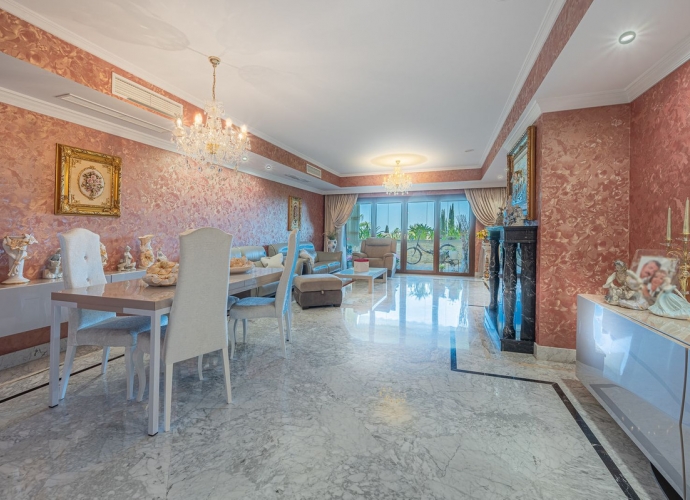Apartamento Planta Media en The Golden Mile El Mirador del Principe  - 6