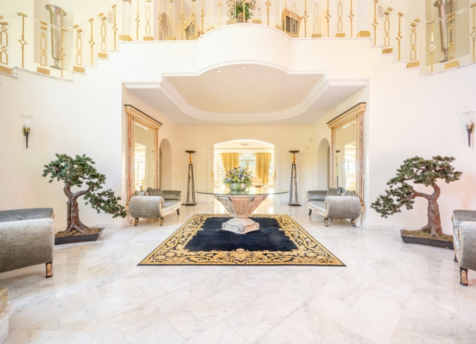 Villa Independiente en Sierra Blanca - 2