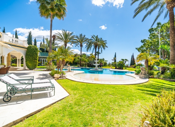 Villa Independiente en Sierra Blanca - 4