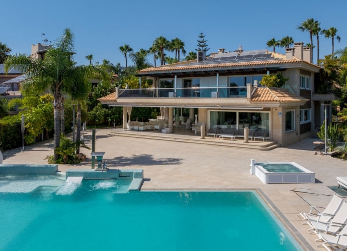 Villa Independiente en Bahía de Marbella Las Gaviotas  - 3