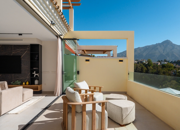 Apartamento Planta Media en Nueva Andalucía Palacetes los Belvederes  - 10