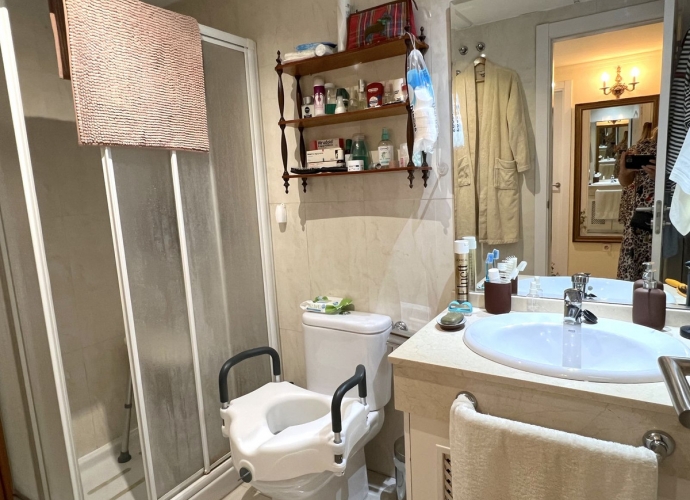 Apartamento Planta Media en The Golden Mile Costa Nagüeles III  - 8