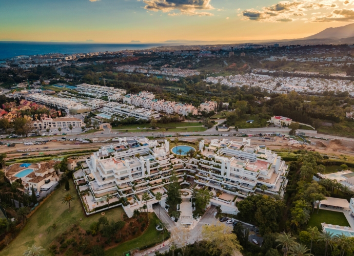 Apartamento Planta Media en The Golden Mile Las Terrazas de las Lomas  - 3