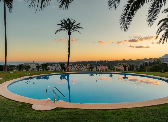 Apartamento Planta Media en The Golden Mile Las Terrazas de las Lomas  - 8