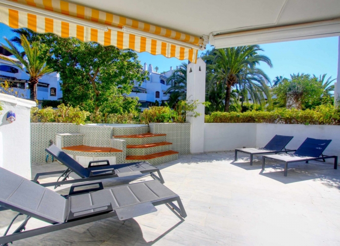 Apartamento Planta Baja en Elviria Golden Beach  - 1