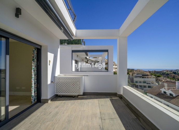 Apartment Penthouse Duplex en Estepona Adosadas de Nueva Construcción en Estepona  - 2