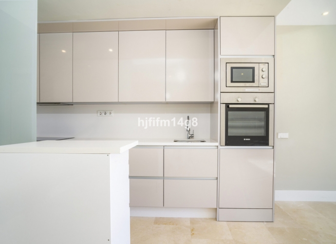 Apartment Penthouse Duplex en Estepona Adosadas de Nueva Construcción en Estepona  - 7