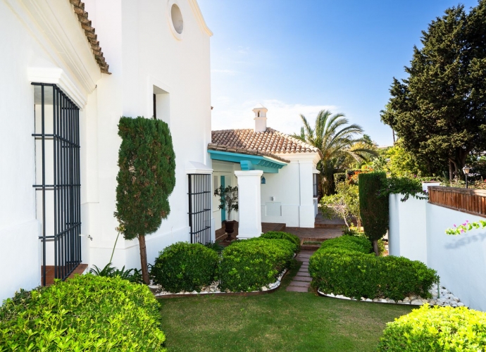 Villa Independiente en Guadalmina Baja - 4