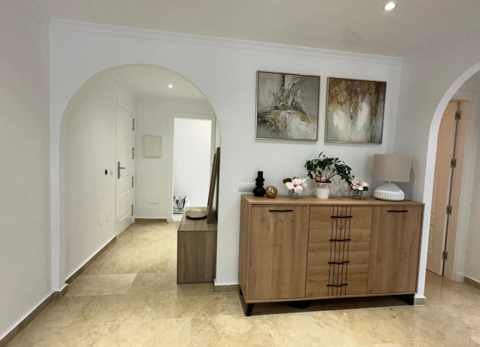 Apartamento Planta Media en The Golden Mile Coto Real  - 4