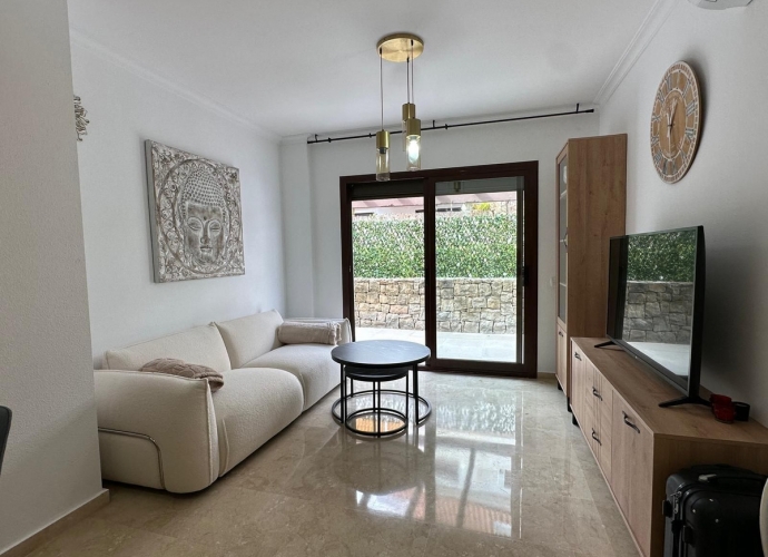 Apartamento Planta Media en The Golden Mile Coto Real  - 5
