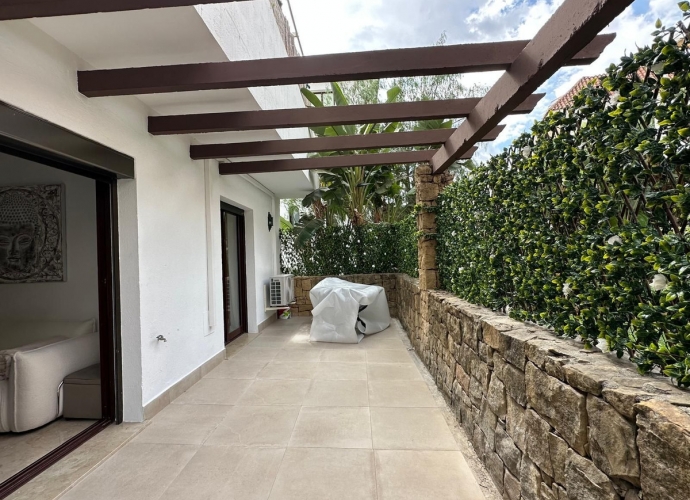Apartamento Planta Media en The Golden Mile Coto Real  - 8
