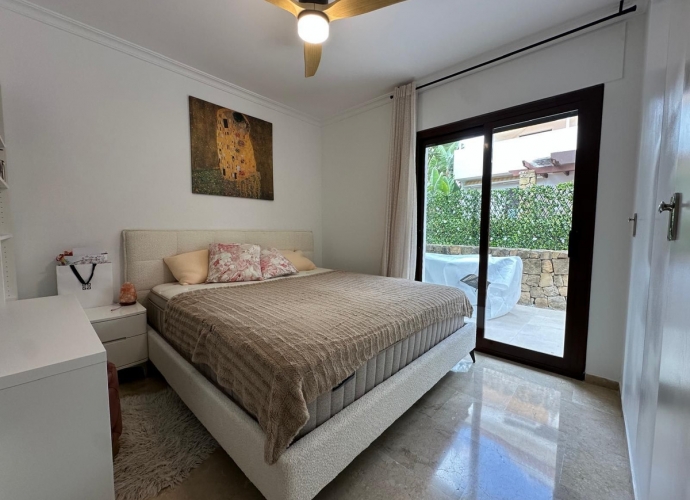 Apartamento Planta Media en The Golden Mile Coto Real  - 9