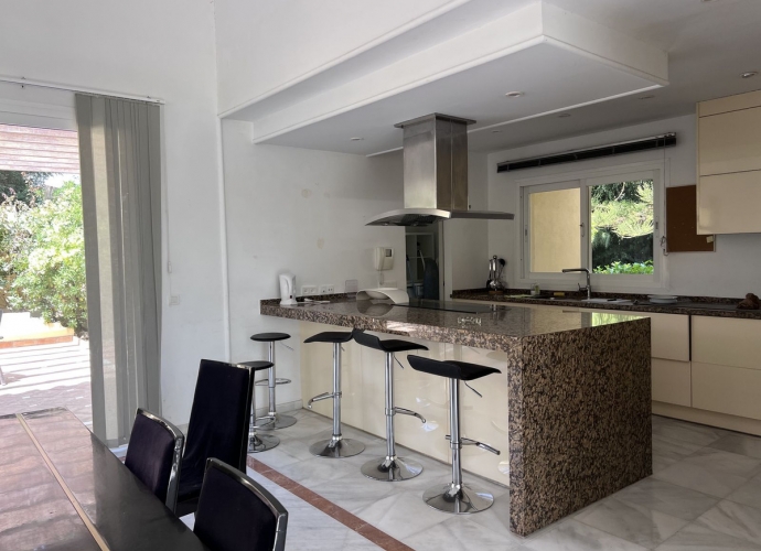 Villa Independiente en Bahía de Marbella - 8