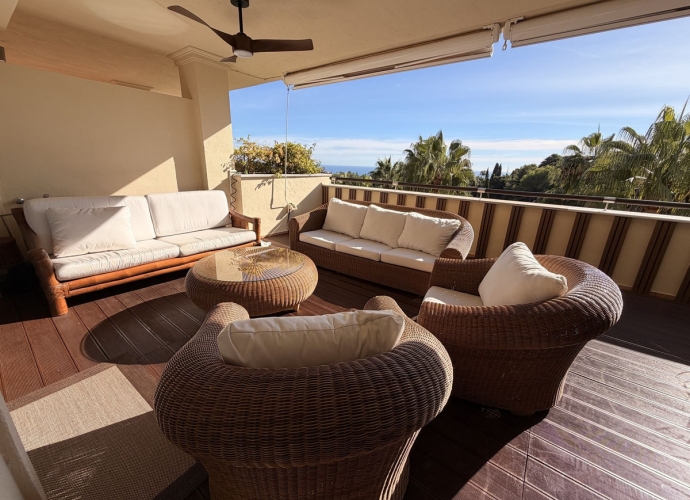 Apartamento Planta Media en Sierra Blanca - 1