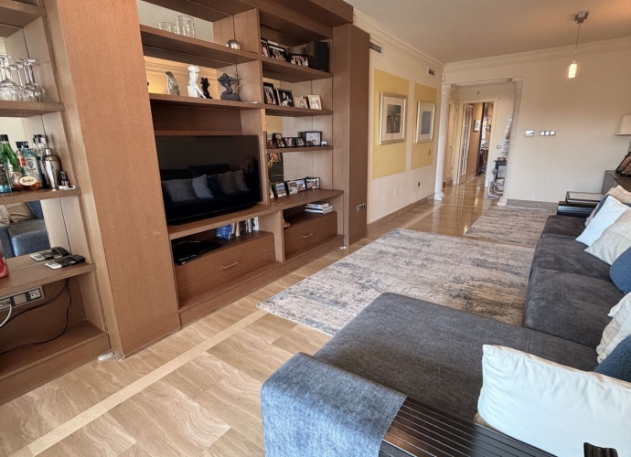 Apartamento Planta Media en Sierra Blanca - 4