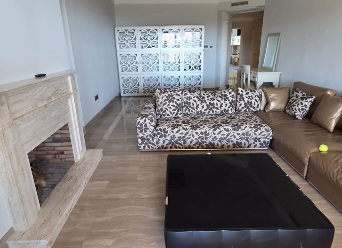 Apartamento Planta Media en Sierra Blanca - 2