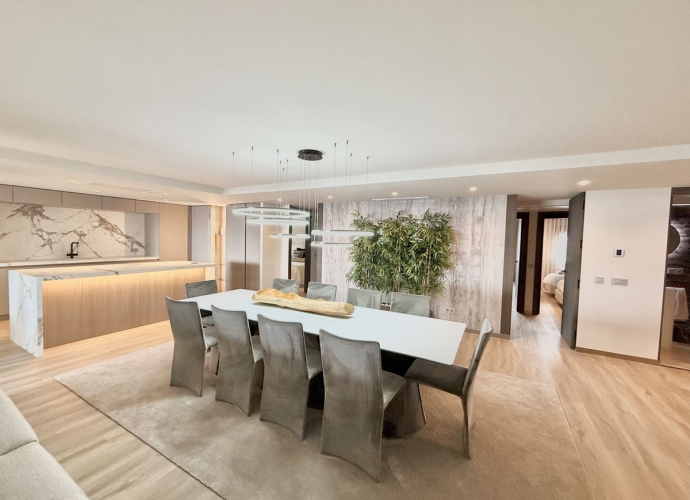 Apartamento Planta Media en Puerto Banús - 2