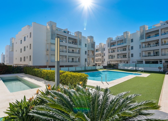 Apartamento Planta Media en San Pedro de Alcántara - 1