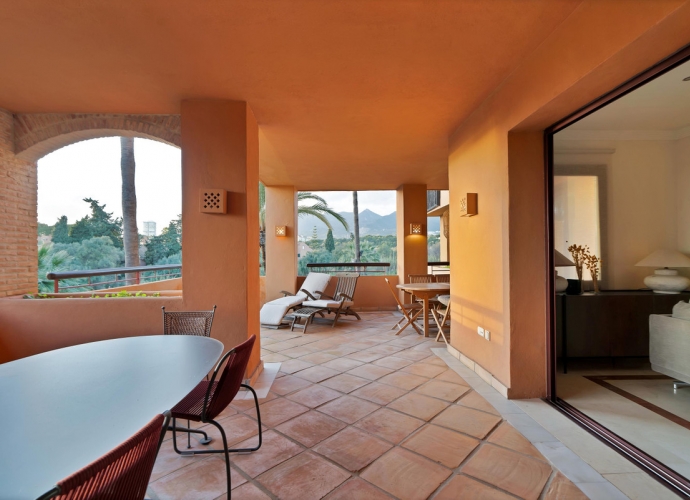 Apartamento Planta Media en Bahía de Marbella - 3