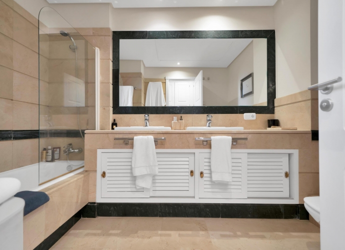 Apartamento Planta Media en Bahía de Marbella - 6