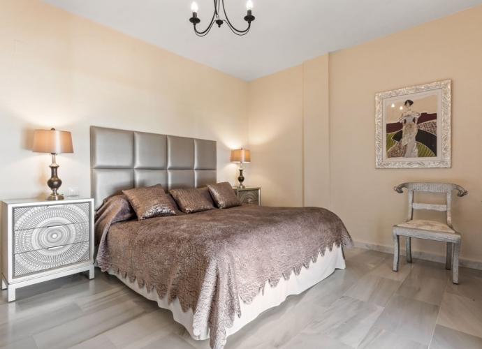 Apartamento Planta Media en Puerto Banús - 10