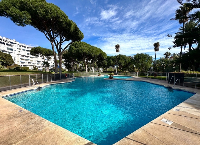 Apartamento Planta Media en Puerto Banús - 10