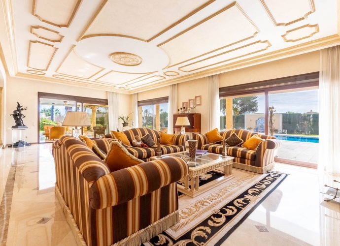Villa Independiente en Los Monteros - 7