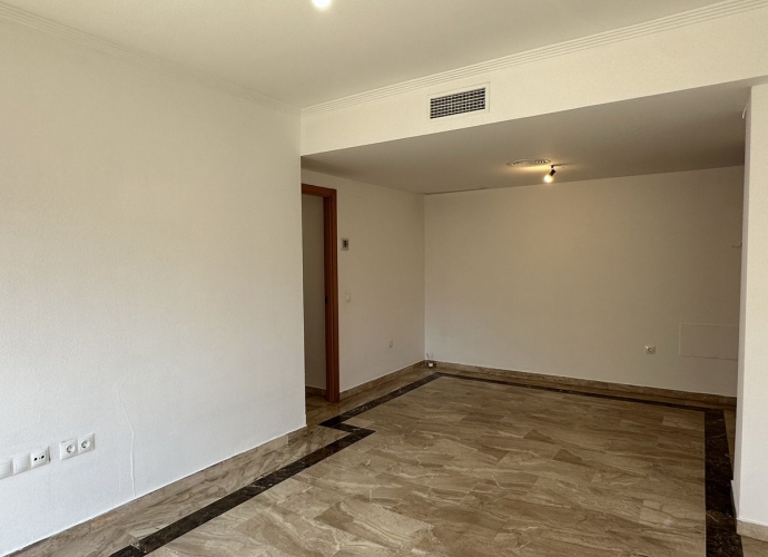 Apartamento Planta Media en Marbella - 9
