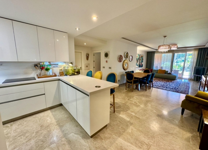 Apartamento Planta Baja en Marbella - 2