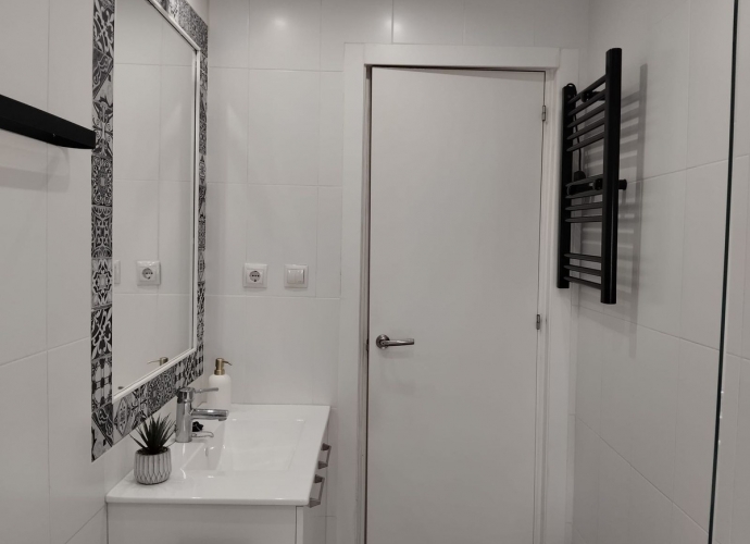 Apartamento Planta Media en Marbella - 7
