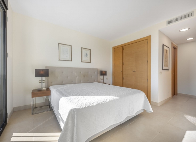 Apartamento Planta Media en Marbella - 7