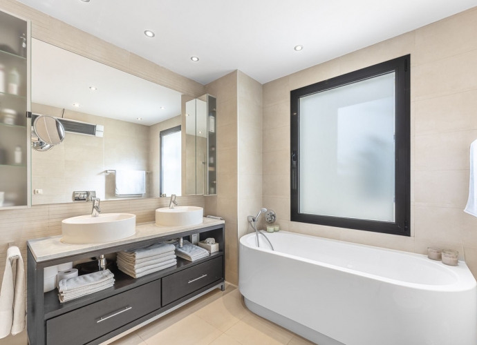 Apartamento Planta Media en Marbella - 8