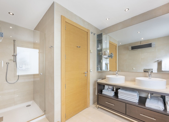 Apartamento Planta Media en Marbella - 9