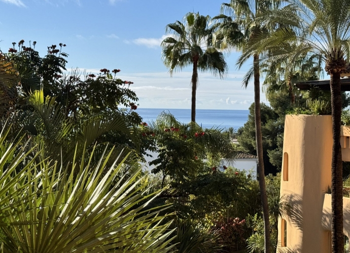 Apartamento Planta Media en Sierra Blanca - 1