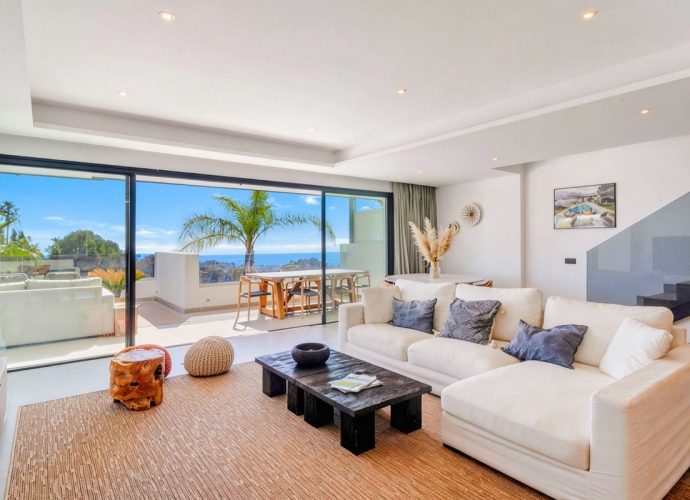 Apartment Penthouse in Estepona - 1