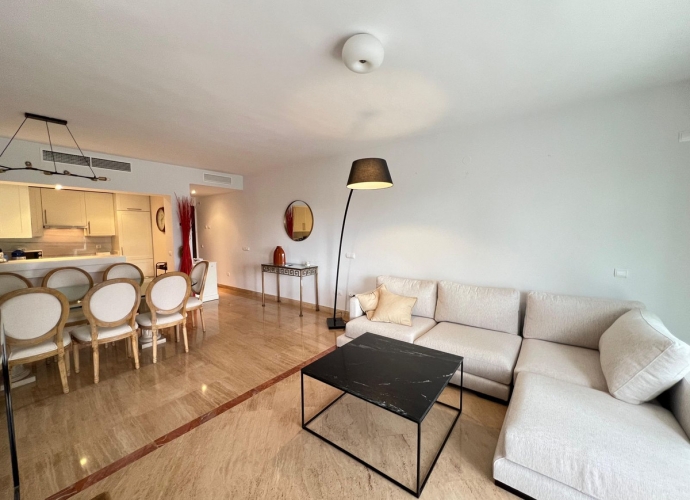 Apartamento Planta Media en Río Real - 3