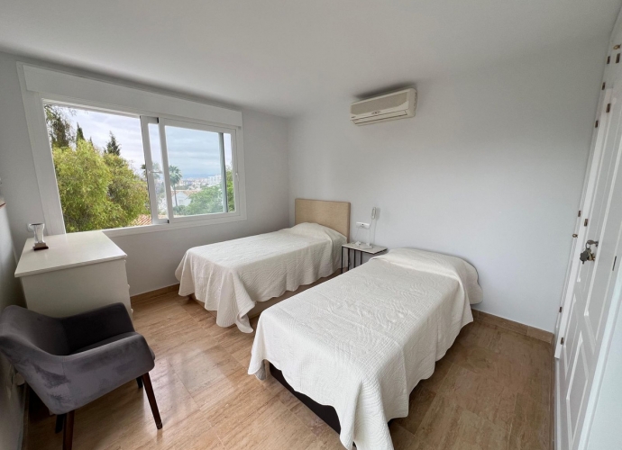 Apartamento Planta Media en Río Real - 7