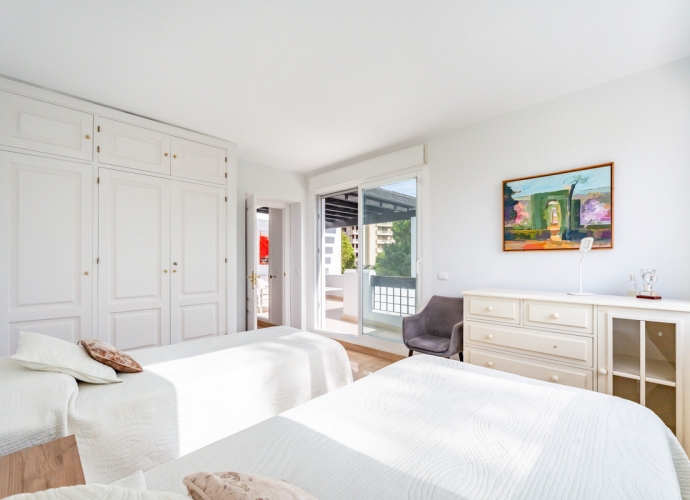 Apartamento Planta Media en Río Real - 7