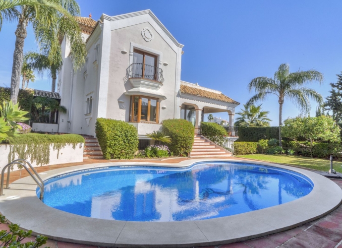Villa indépendante situé à Estepona - 1