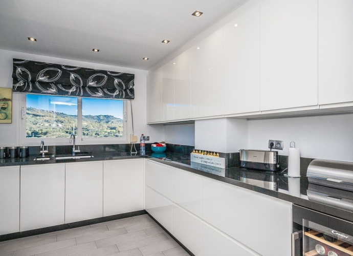 Apartamento Planta Media en Elviria - 3